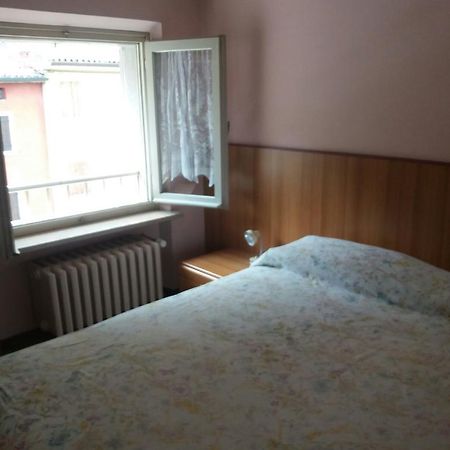 Albergo Alla Rocca Γκάρντα Εξωτερικό φωτογραφία