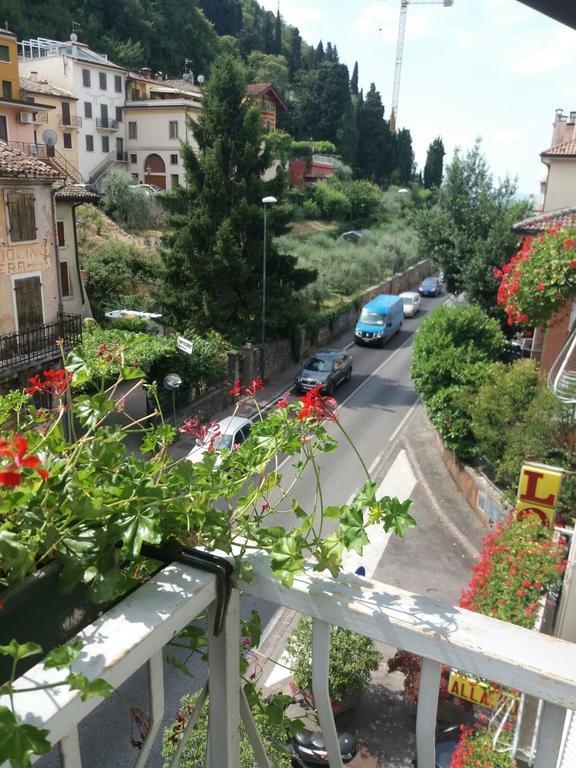 Albergo Alla Rocca Γκάρντα Εξωτερικό φωτογραφία